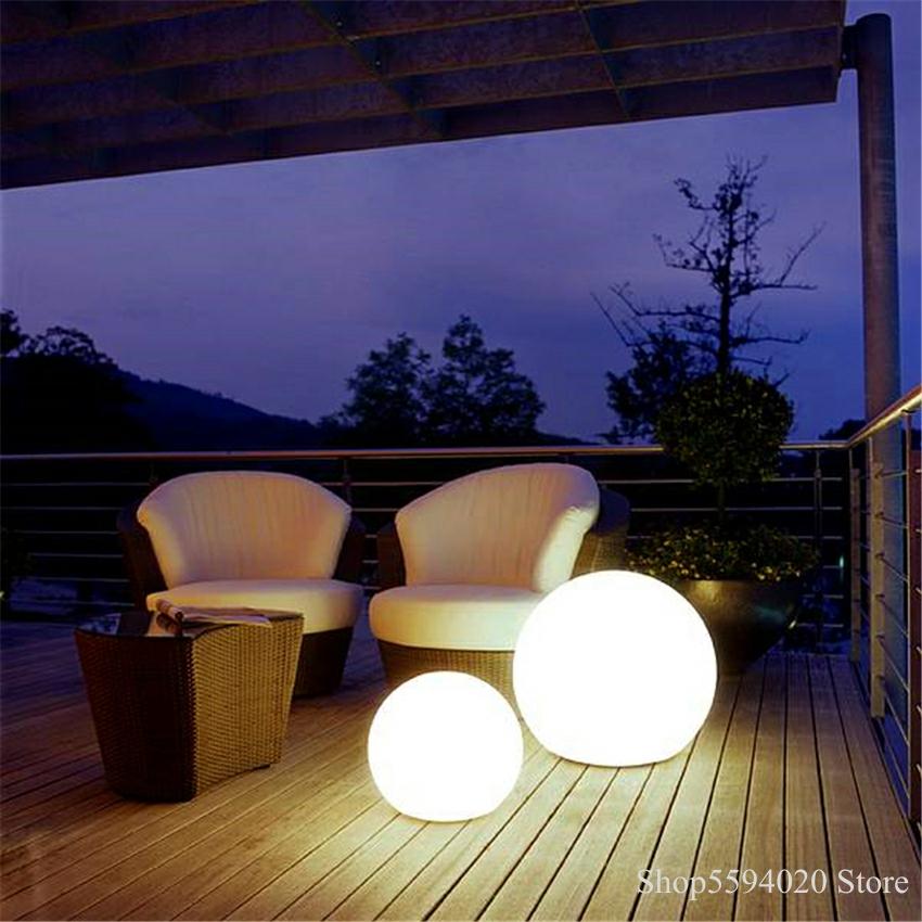 Floor Lamp Tripod - LED Modern Lampu Bola Lantai Dekorasi
