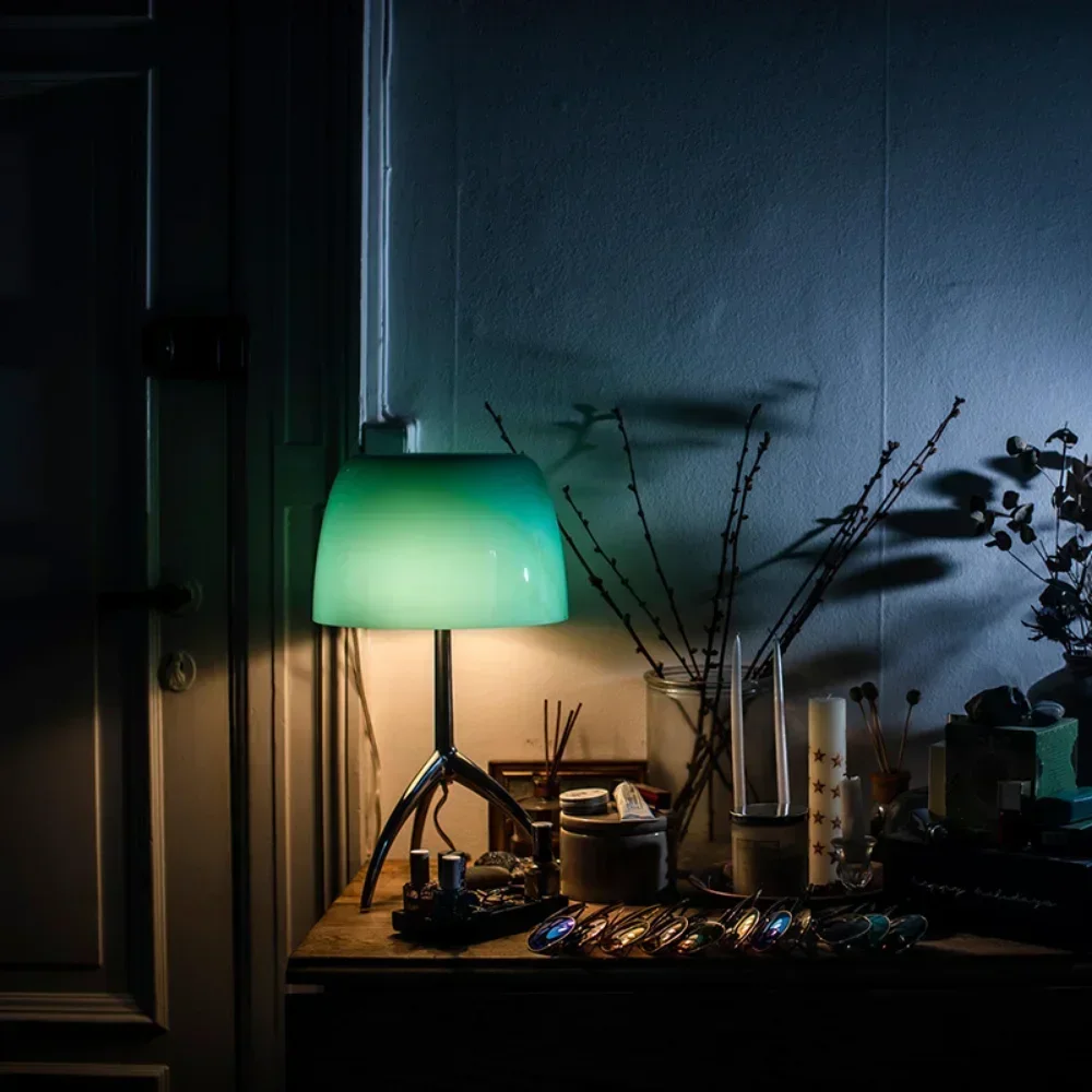 Lampu Meja Kaca Vintage Italia - Floor Lamp Tripod ulasan dan harga
